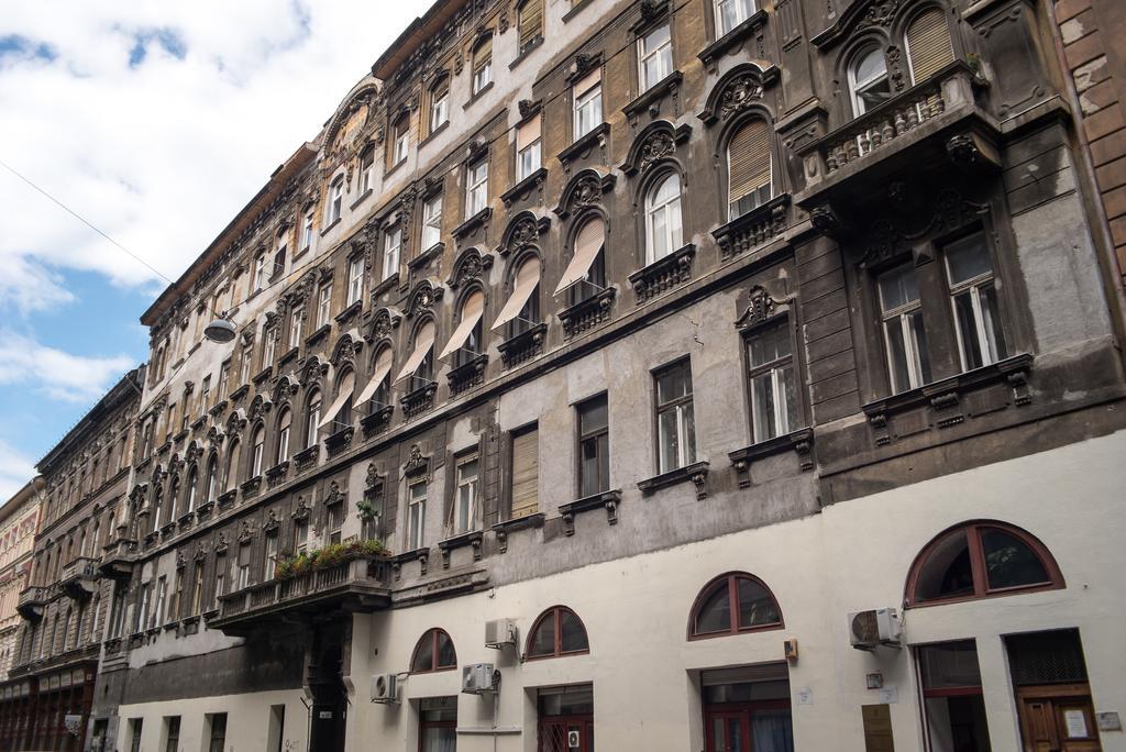 Inviting Flat In The Heart Of Town Budapesta