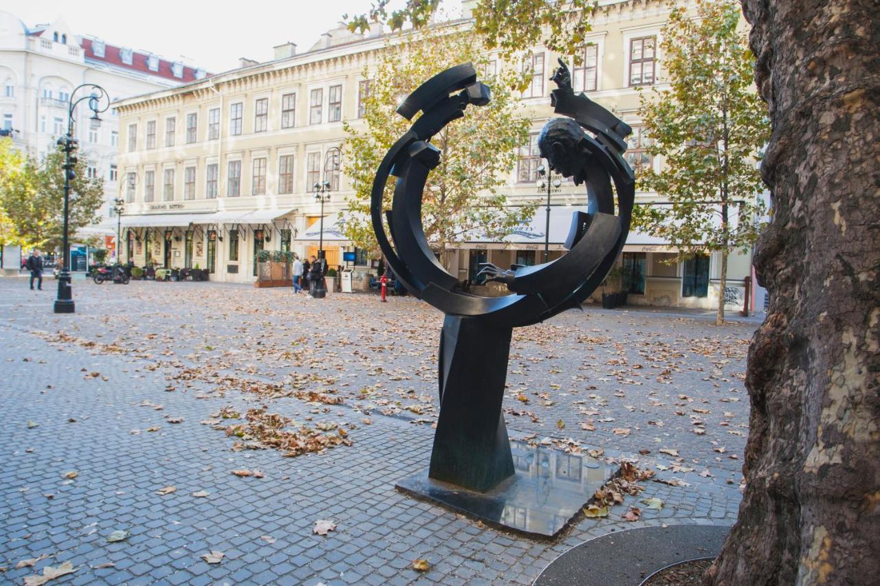 Apartament Inviting Flat In The Heart Of Town