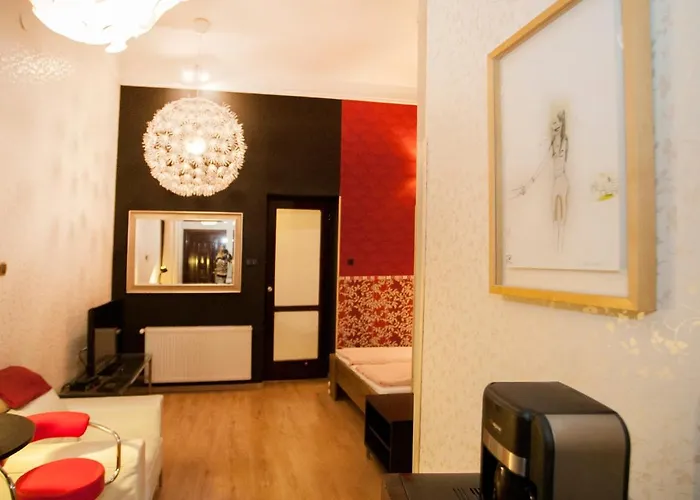 Inviting Flat In The Heart Of Town